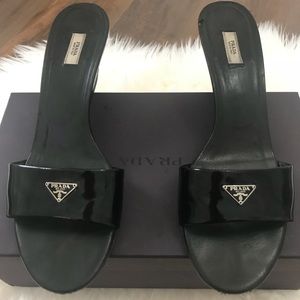Patent leather Prada sandals. Size 41